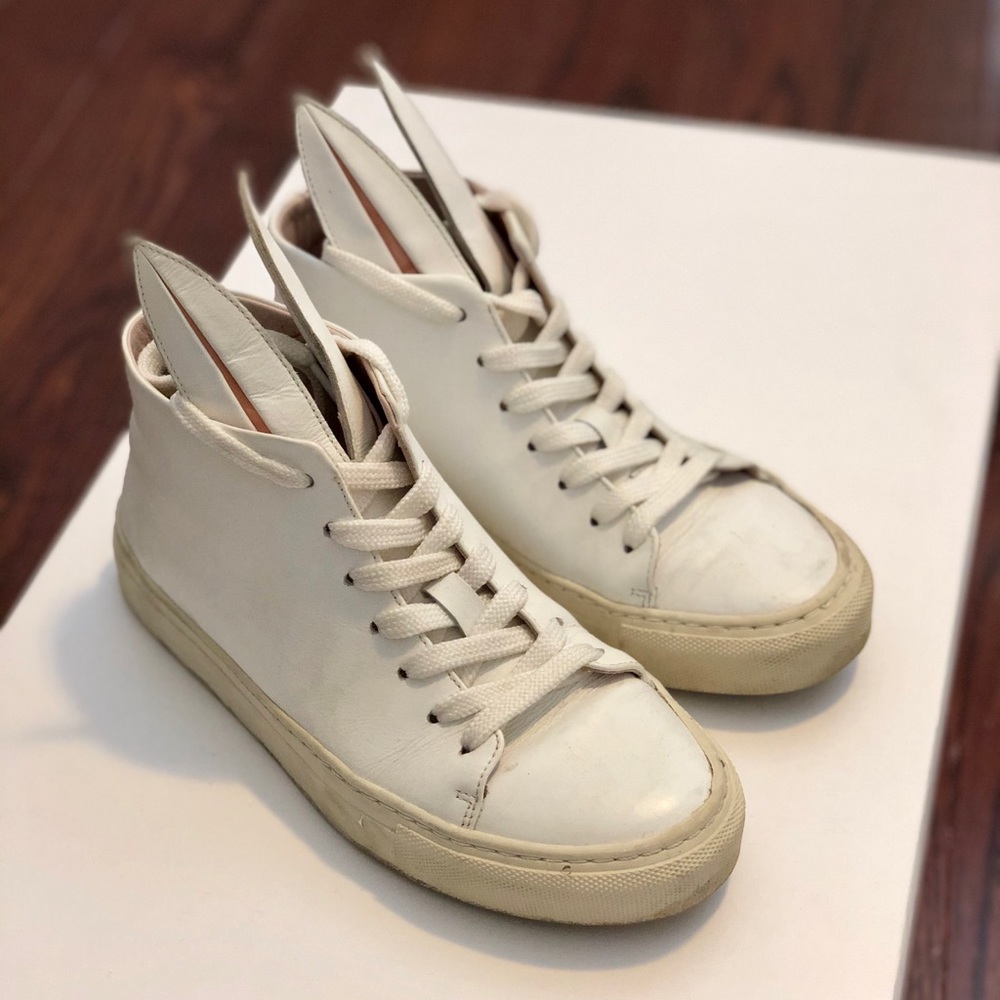 Minna Parikka Bunny Sneaks white sneakers